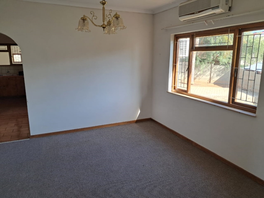 3 Bedroom Property for Sale in Bothasig Western Cape